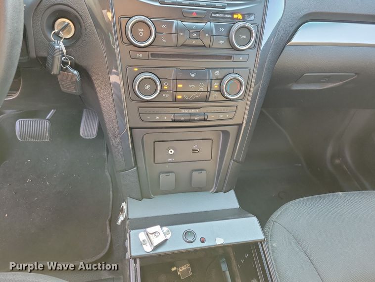 image for item JH9941 2016 Ford Explorer Police Interceptor SUV