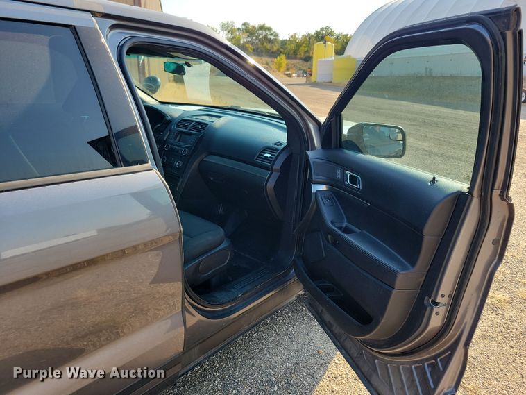 image for item JH9941 2016 Ford Explorer Police Interceptor SUV