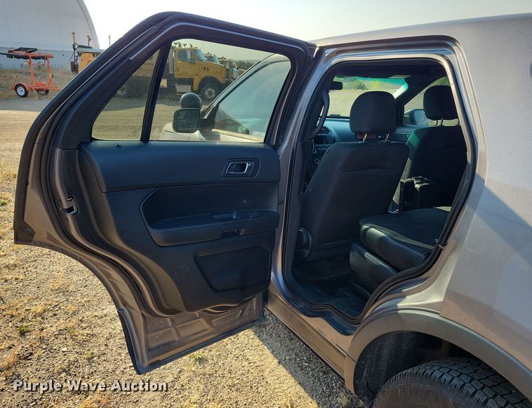 image for item JH9941 2016 Ford Explorer Police Interceptor SUV