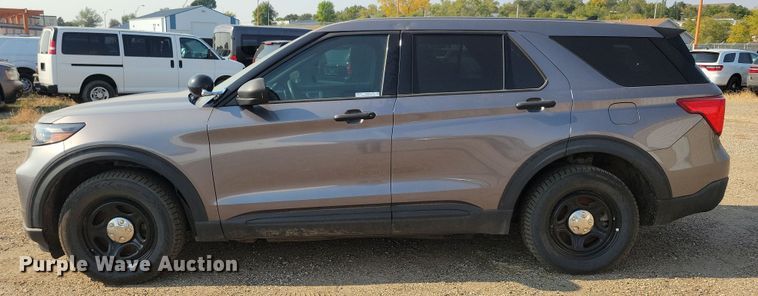 image for item JH9956 2021 Ford Explorer Police Interceptor SUV