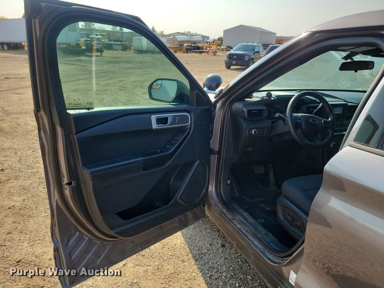 image for item JH9956 2021 Ford Explorer Police Interceptor SUV