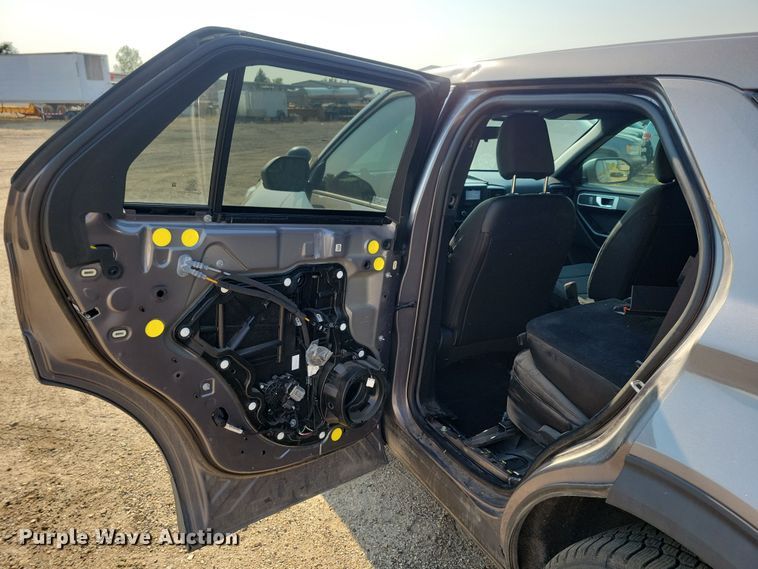 image for item JH9956 2021 Ford Explorer Police Interceptor SUV