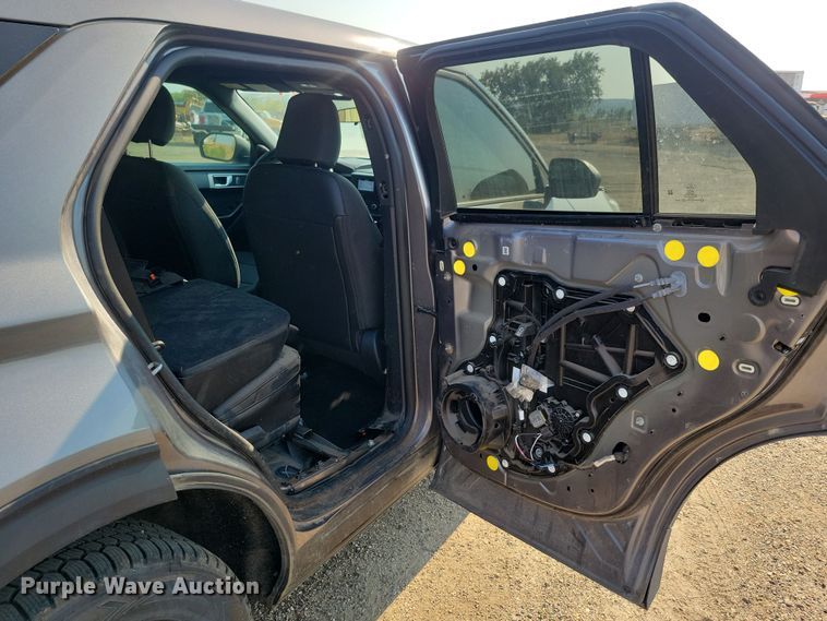 image for item JH9956 2021 Ford Explorer Police Interceptor SUV