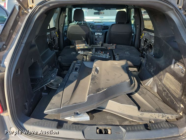 image for item JH9956 2021 Ford Explorer Police Interceptor SUV