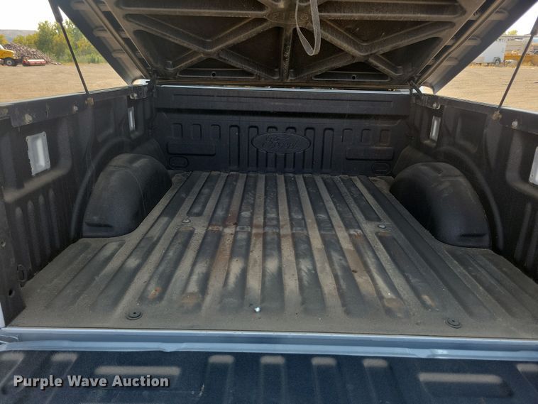 image for item JH9958 2018 Ford F150 XL SuperCrew pickup truck