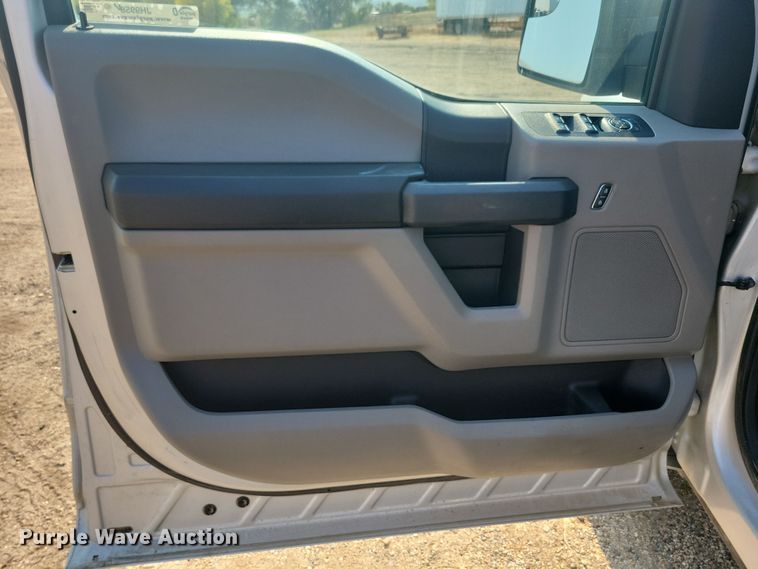 image for item JH9958 2018 Ford F150 XL SuperCrew pickup truck