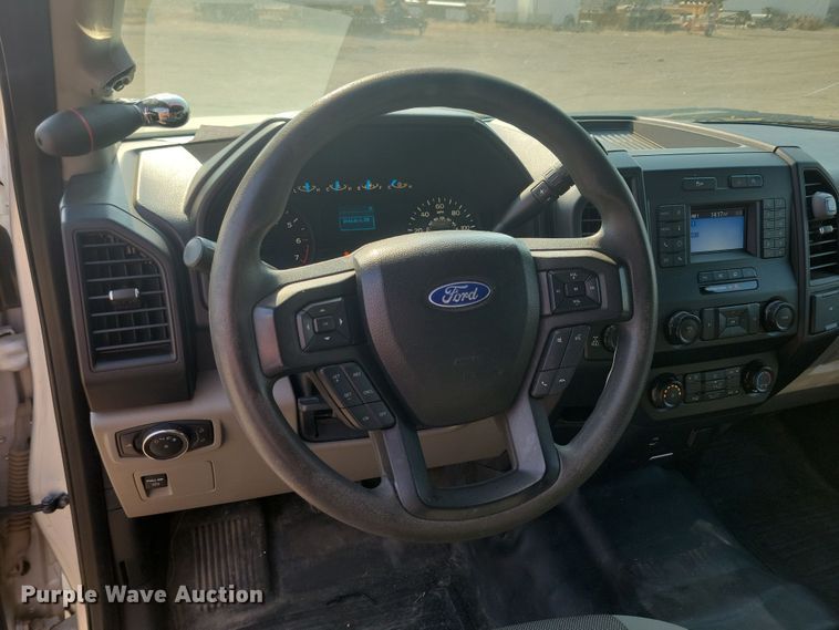 image for item JH9958 2018 Ford F150 XL SuperCrew pickup truck