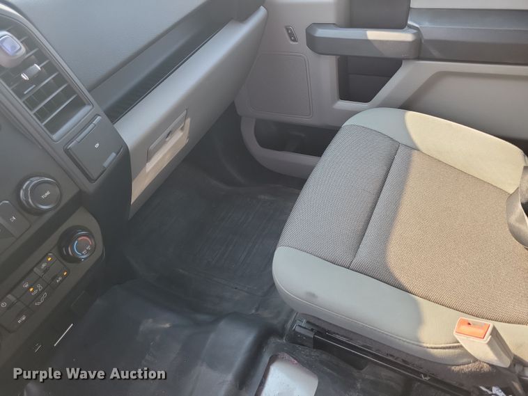 image for item JH9958 2018 Ford F150 XL SuperCrew pickup truck