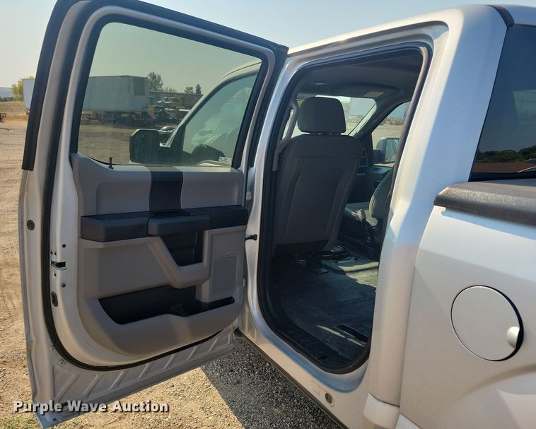 image for item JH9958 2018 Ford F150 XL SuperCrew pickup truck