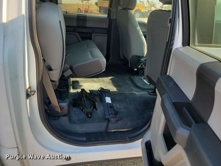 image for item JH9959 2019 Ford F150 XL SuperCrew pickup truck