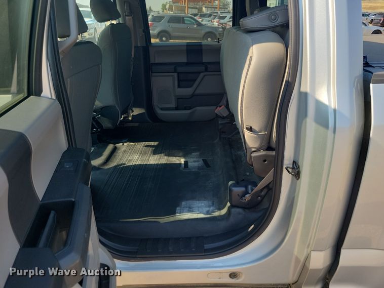 image for item JH9960 2019 Ford F150 XL SuperCrew pickup truck