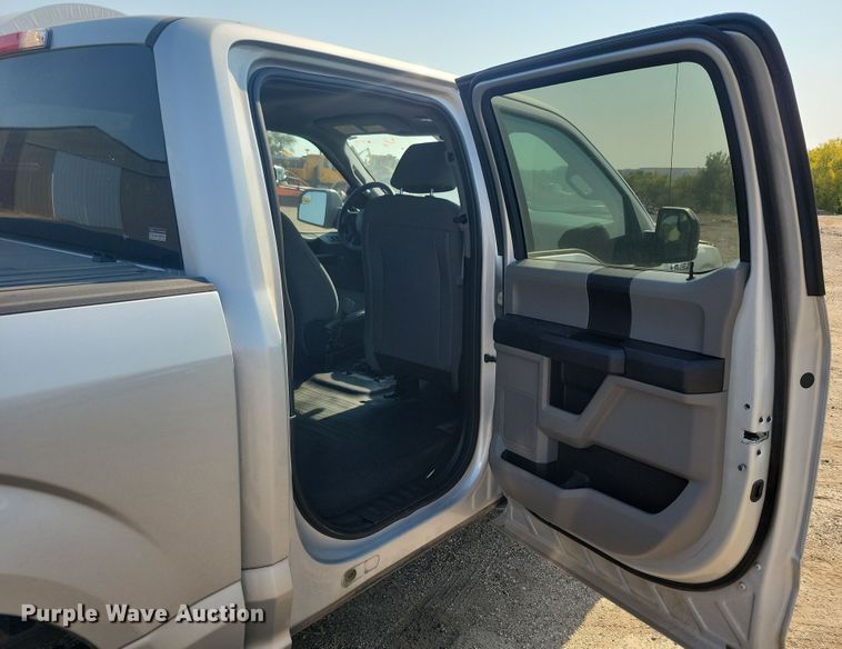 image for item JH9960 2019 Ford F150 XL SuperCrew pickup truck