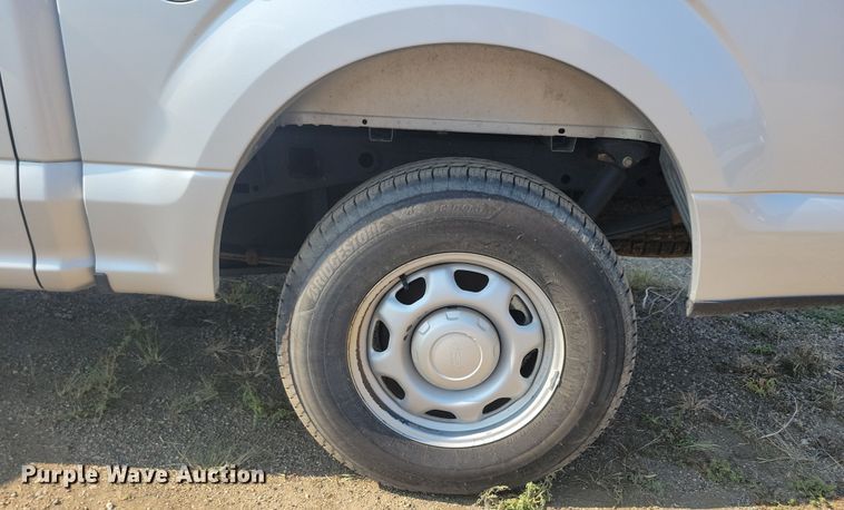 image for item JH9960 2019 Ford F150 XL SuperCrew pickup truck