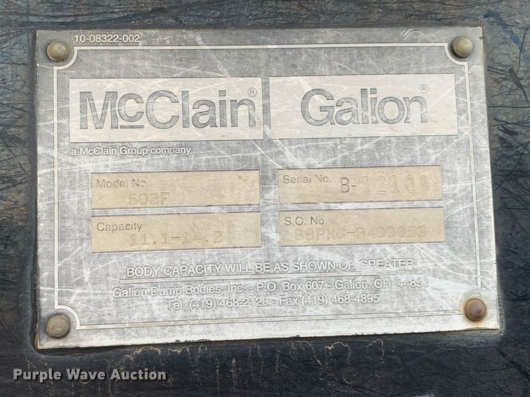 image for item JT9661 2001 International  4900 dump truck