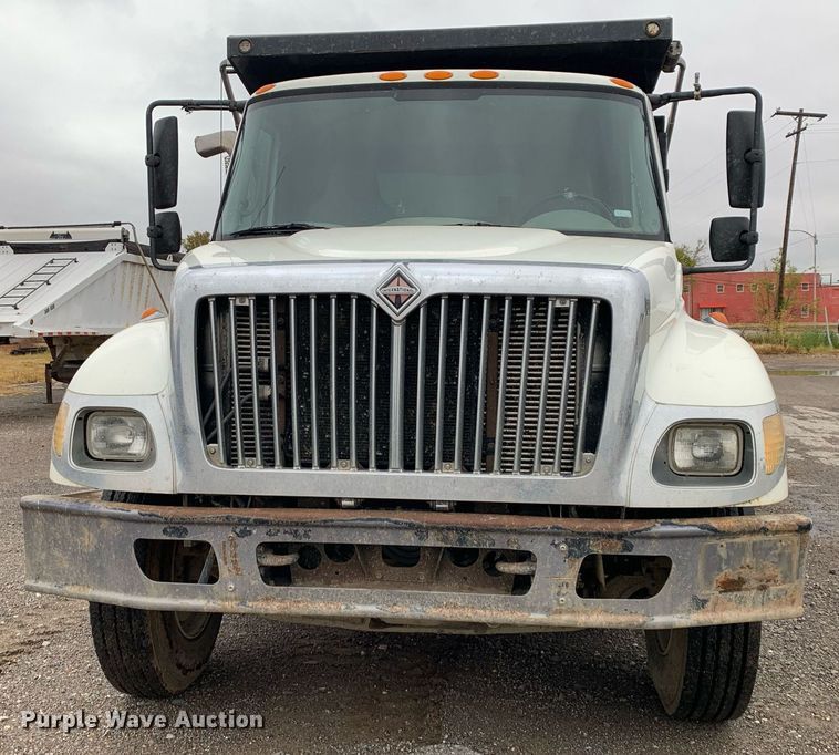 image for item JT9662 2007 International  7400 dump truck