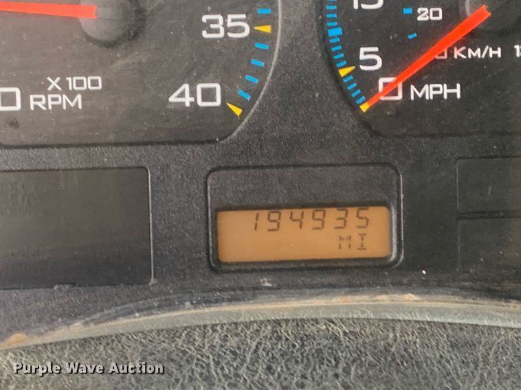 image for item JT9662 2007 International  7400 dump truck