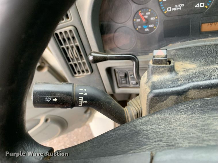 image for item JT9662 2007 International  7400 dump truck