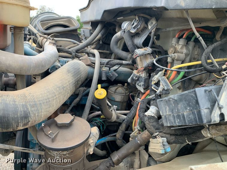 image for item JT9662 2007 International  7400 dump truck