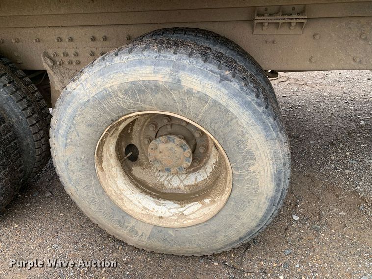 image for item JT9662 2007 International  7400 dump truck