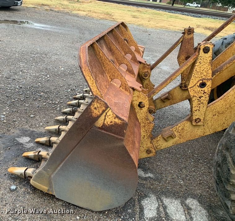 image for item JT9663 1972 Caterpillar 920 wheel loader