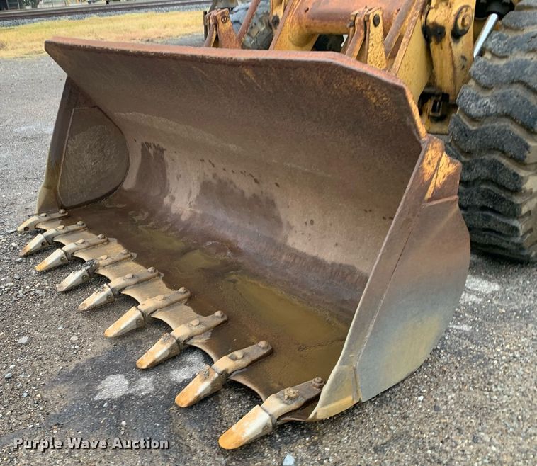 image for item JT9663 1972 Caterpillar 920 wheel loader