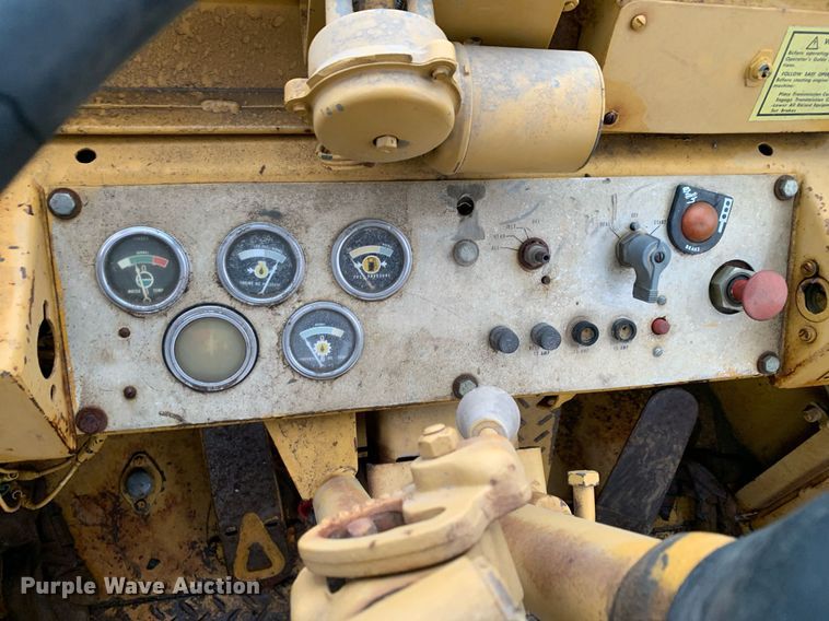 image for item JT9663 1972 Caterpillar 920 wheel loader