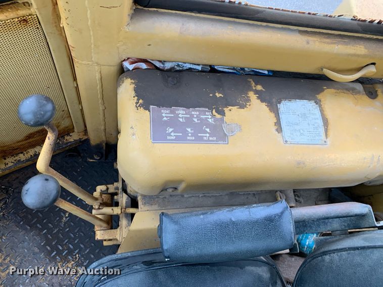 image for item JT9663 1972 Caterpillar 920 wheel loader