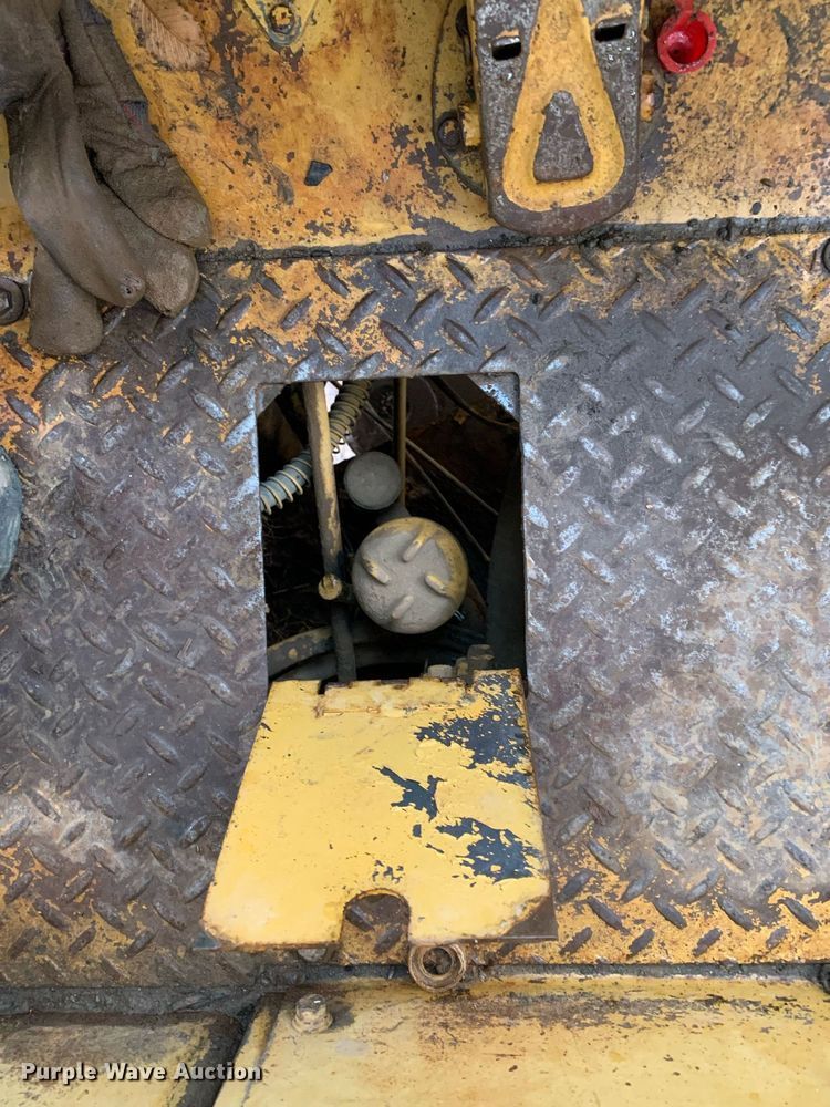 image for item JT9663 1972 Caterpillar 920 wheel loader