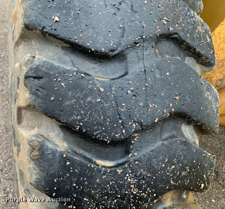 image for item JT9663 1972 Caterpillar 920 wheel loader