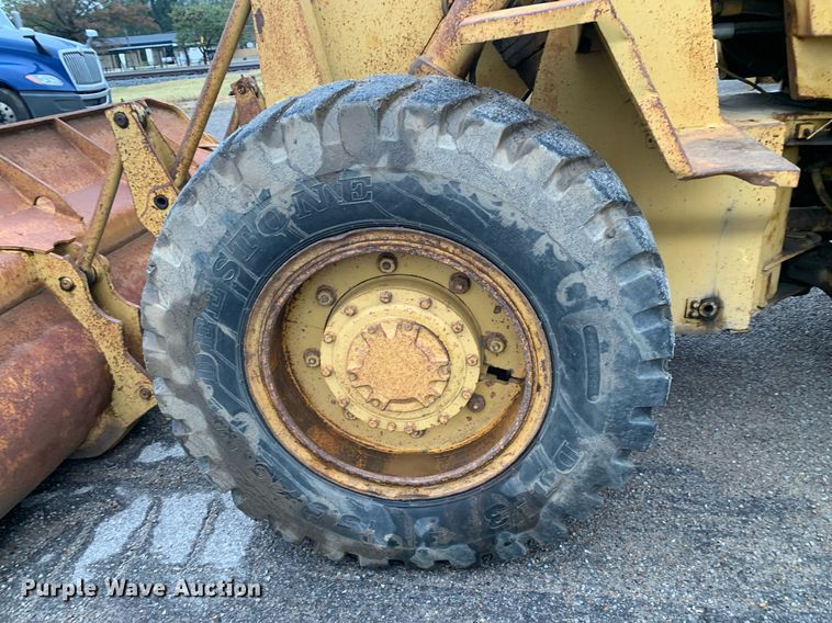 image for item JT9663 1972 Caterpillar 920 wheel loader