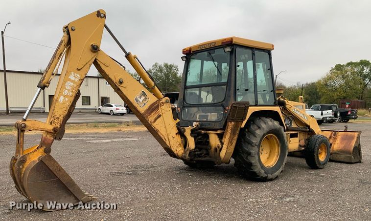 image for item JT9664 1993 John Deere  310D backhoe