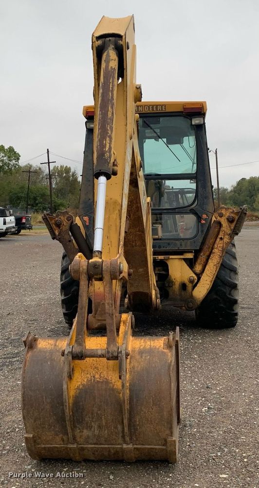image for item JT9664 1993 John Deere  310D backhoe
