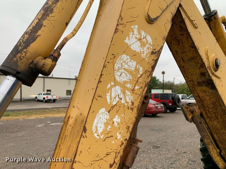 image for item JT9664 1993 John Deere  310D backhoe