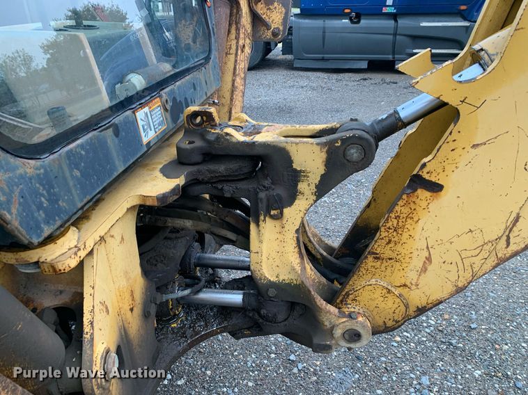 image for item JT9664 1993 John Deere  310D backhoe
