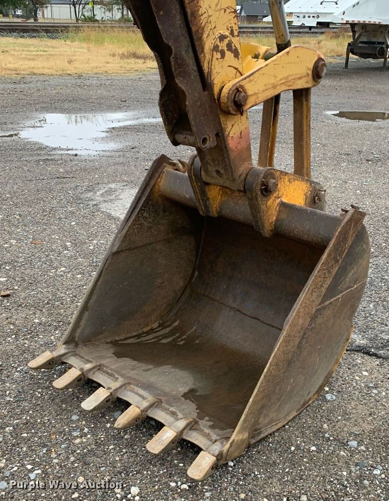 image for item JT9664 1993 John Deere  310D backhoe