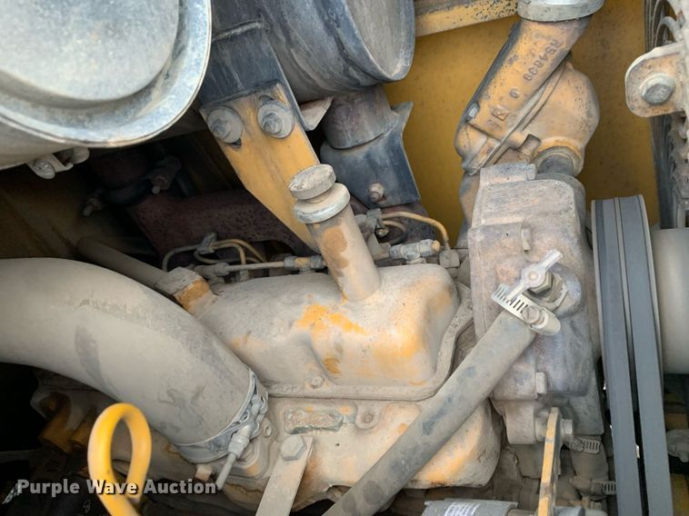 image for item JT9664 1993 John Deere  310D backhoe