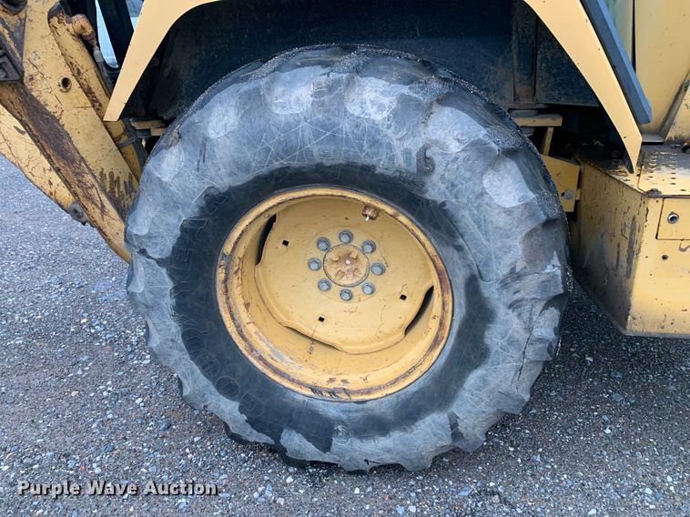 image for item JT9664 1993 John Deere  310D backhoe