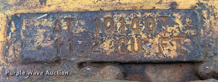 image for item JT9664 1993 John Deere  310D backhoe