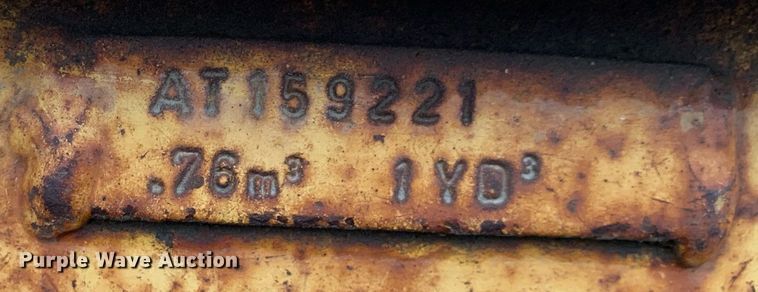 image for item JT9664 1993 John Deere  310D backhoe