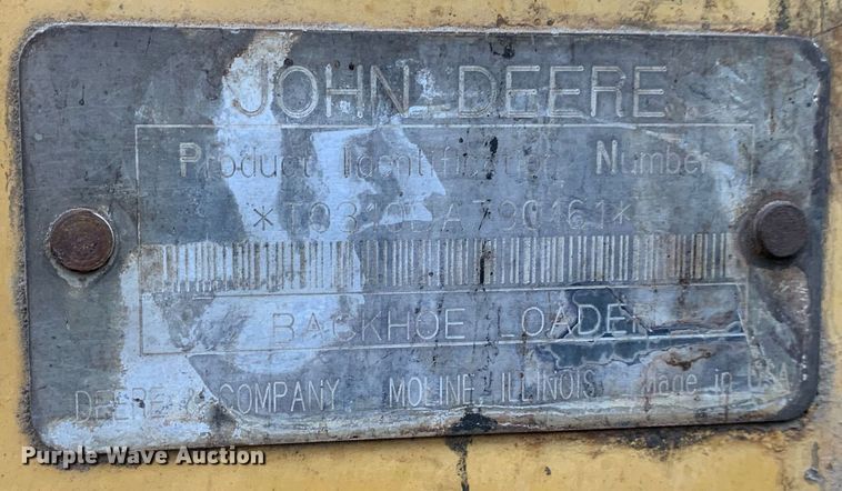 image for item JT9664 1993 John Deere  310D backhoe