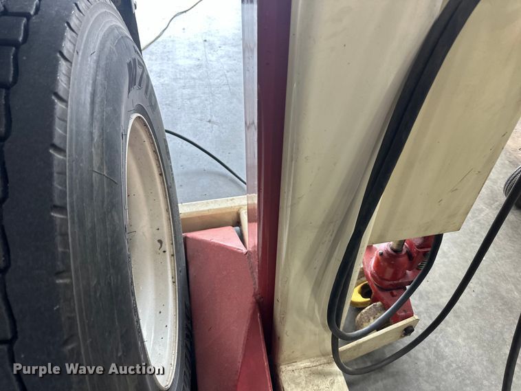 image for item LR9435 Stertil Koni four post lift