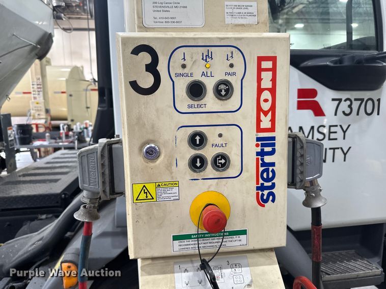 image for item LR9435 Stertil Koni four post lift