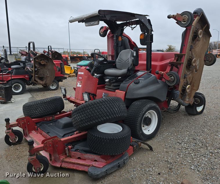 image for item LW9965 Toro Groundsmaster 5900 lawn mower
