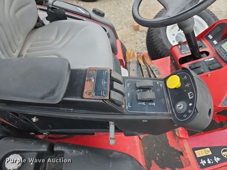 image for item LW9965 Toro Groundsmaster 5900 lawn mower