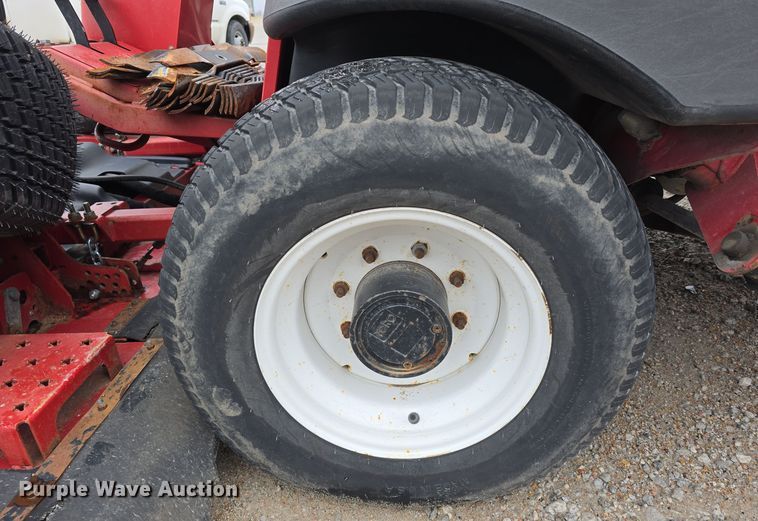 image for item LW9965 Toro Groundsmaster 5900 lawn mower