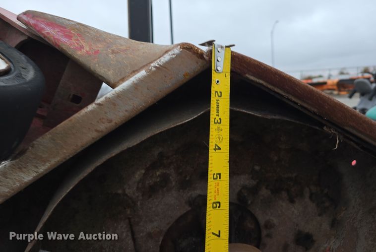 image for item LW9966 Toro Groundsmaster 4000-D lawn mower