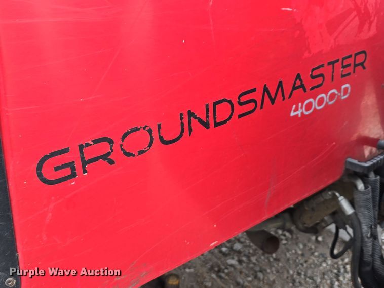 image for item LW9966 Toro Groundsmaster 4000-D lawn mower