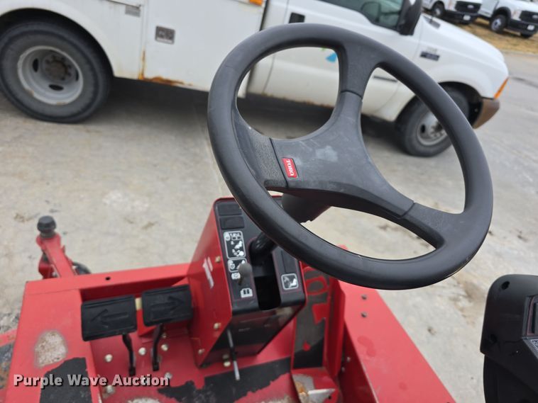 image for item LW9966 Toro Groundsmaster 4000-D lawn mower