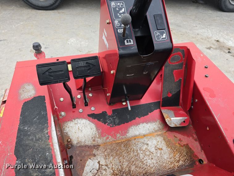 image for item LW9966 Toro Groundsmaster 4000-D lawn mower