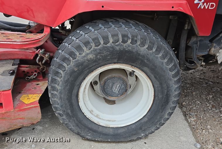 image for item LW9966 Toro Groundsmaster 4000-D lawn mower